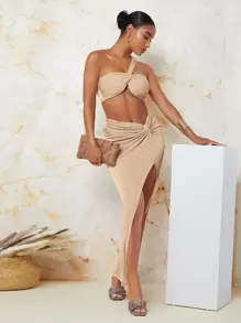 SHEIN BAE Conjunto top corto con girante de un hombro con falda de muslo con abertura