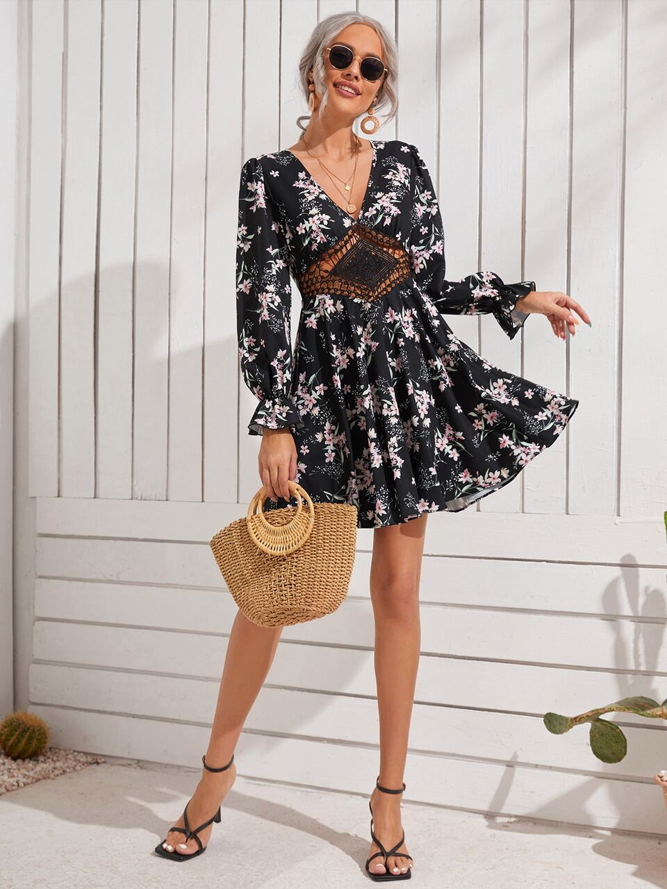 Floral Print Contrast Guipure Lace V-neck Flounce Sleeve Dress