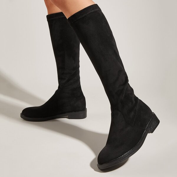 

Minimalist Block Heeled Boots, Black