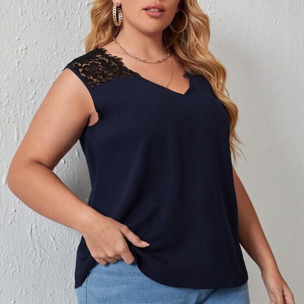 

Plus Contrast Lace V-Neck Sleeveless Blouse, Navy blue