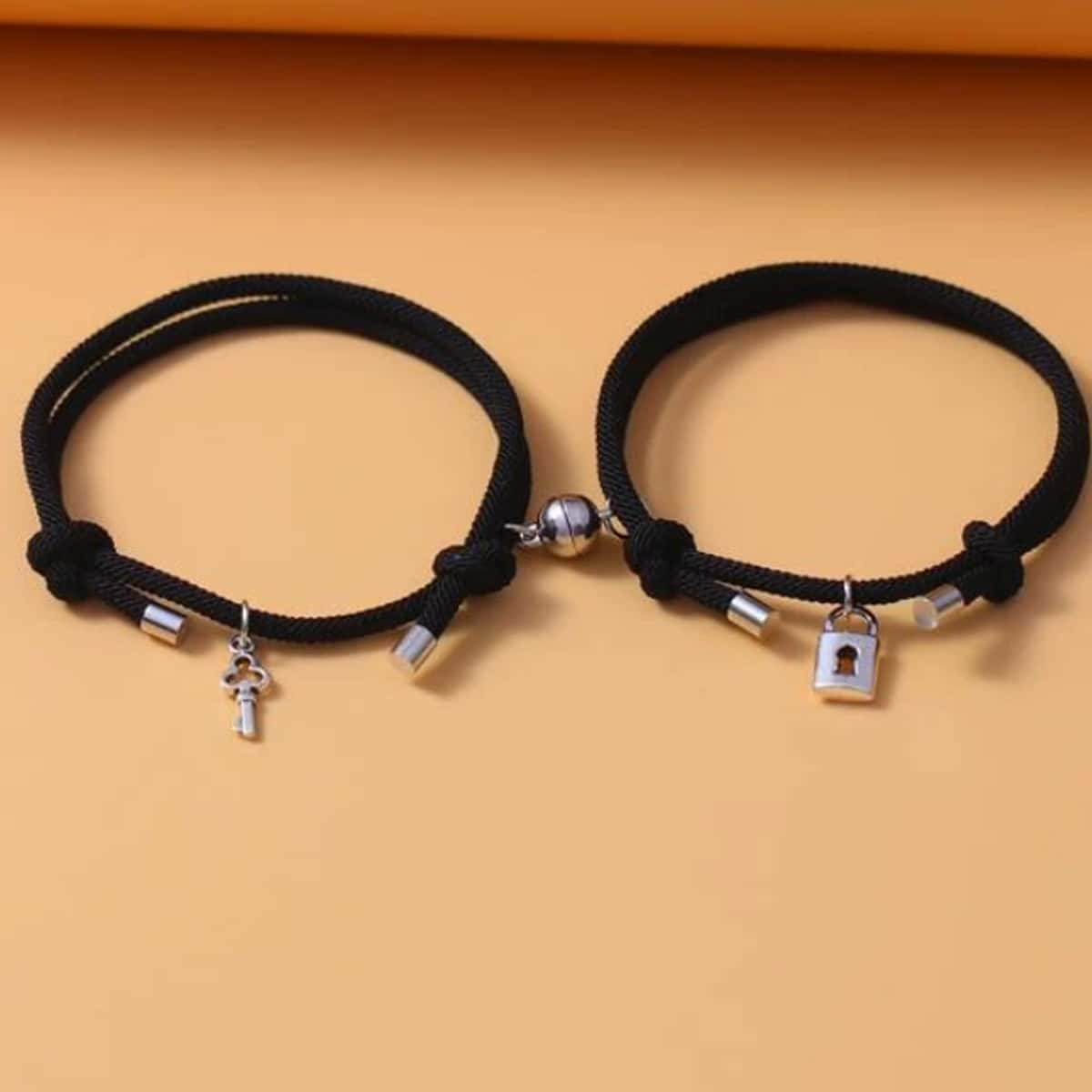 

2pcs Lock & Key Charm Bracelet, Black