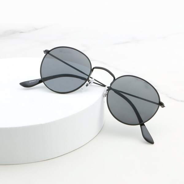 

Metal Round Frame Sunglasses