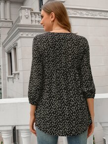 SHEIN VCAY Dalmatian Print Curved Hem Blouse - Multicolor - View 2