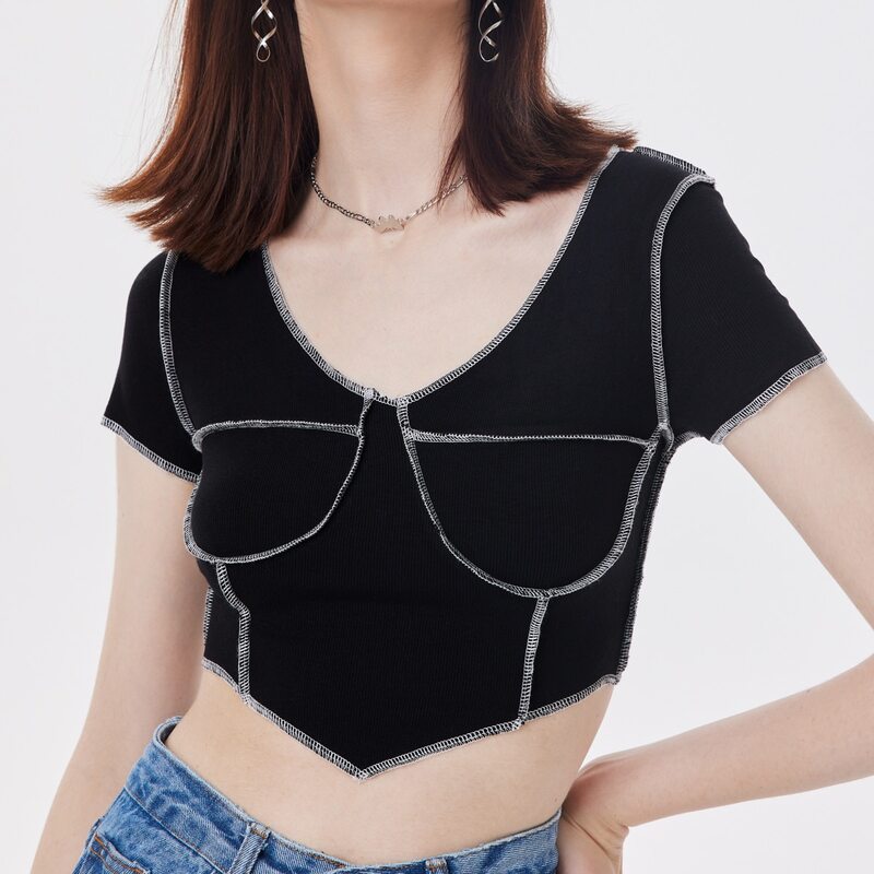 

Topstitching Asymmetrical Hem Crop Tee, Black