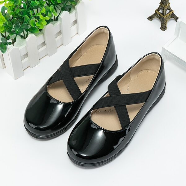 

Girls Minimalist Cross Strap Flats, Black