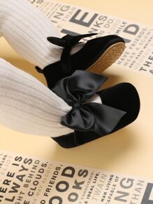1pair Baby Girls' Velvet Flat Shoes With Bow Decoration - Black - View 4