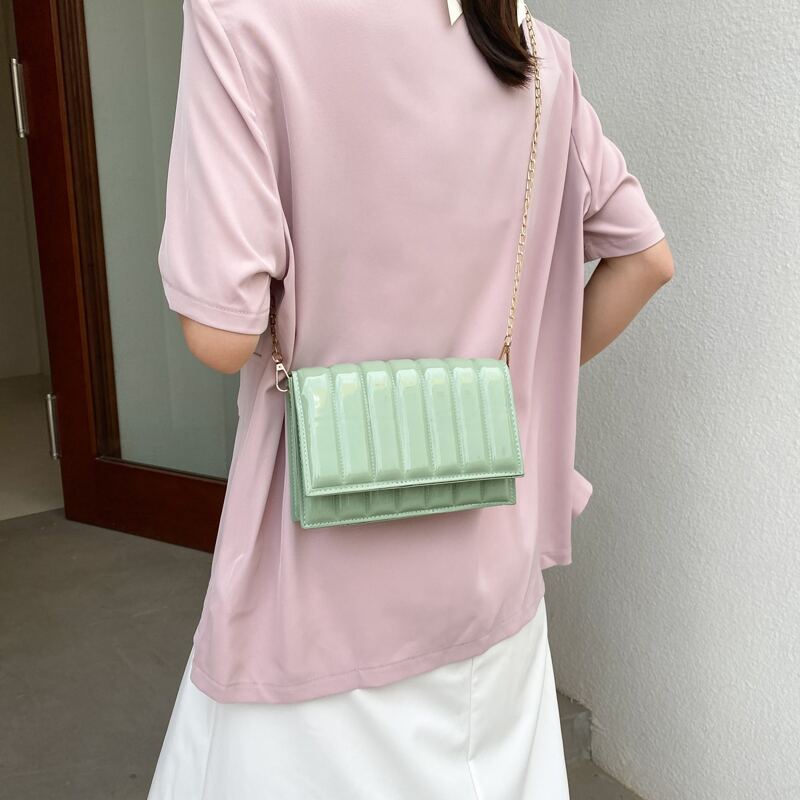

Quilted Chain Crossbody Bag, Green