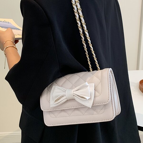 

Bow & Faux Pearl Decor Quilted Shoulder Bag, White