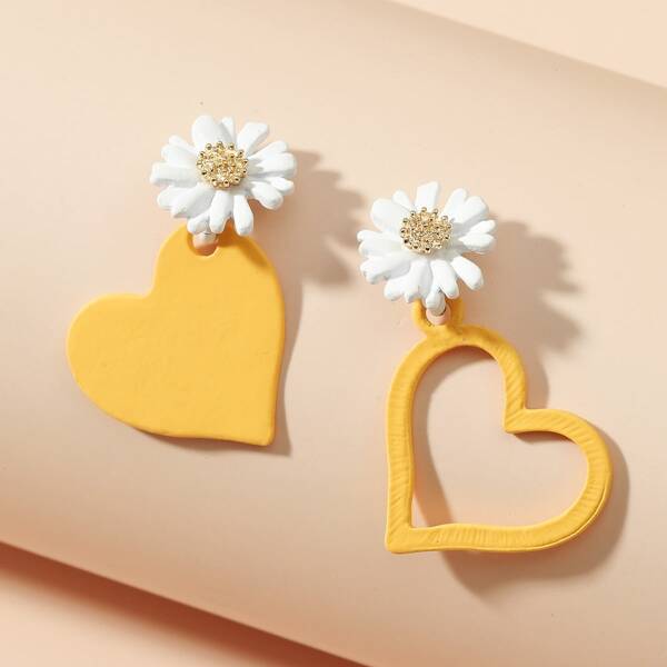 

Heart & Flower Decor Drop Earrings, Yellow