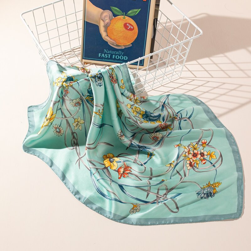 

Floral Pattern Bandana, Green