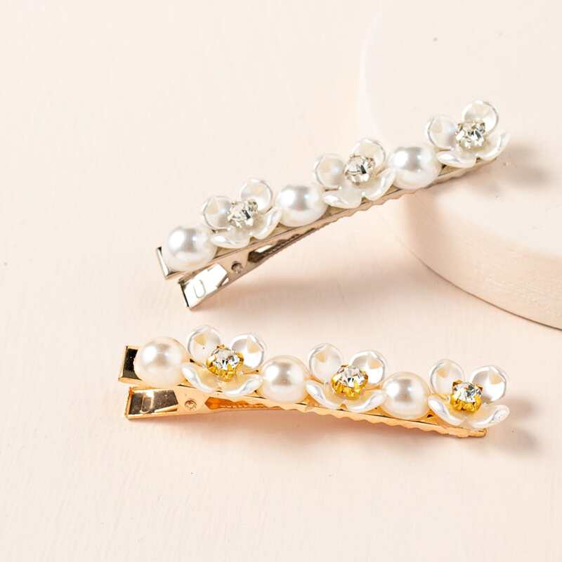 

2pcs Faux Pearl Hair Clip, Multicolor
