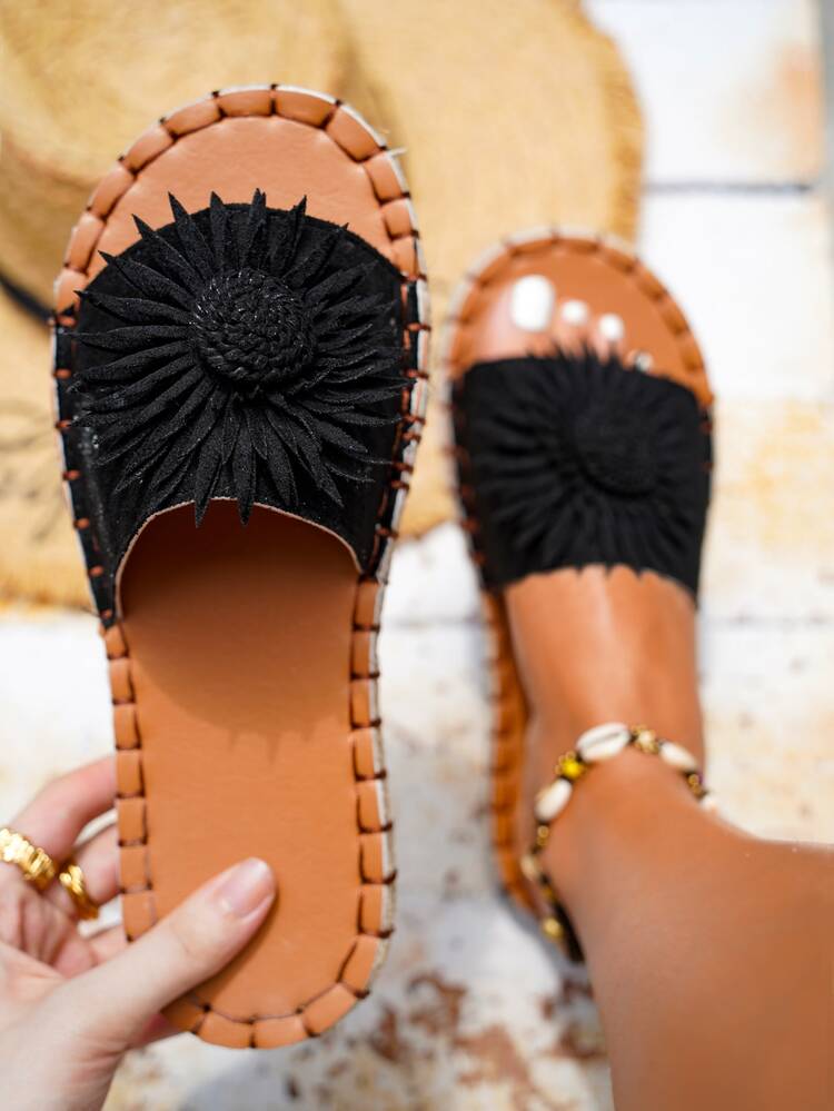 Applique Design Slide Sandals - Black - View 8