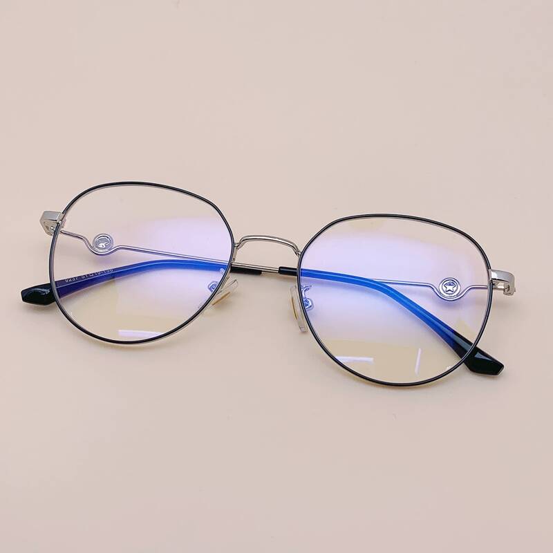 

Star Decor Frame Eyeglasses
