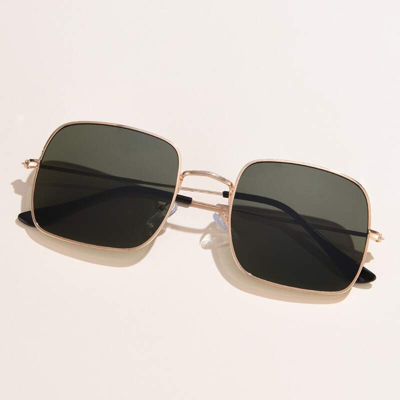 

Square Frame Sunglasses