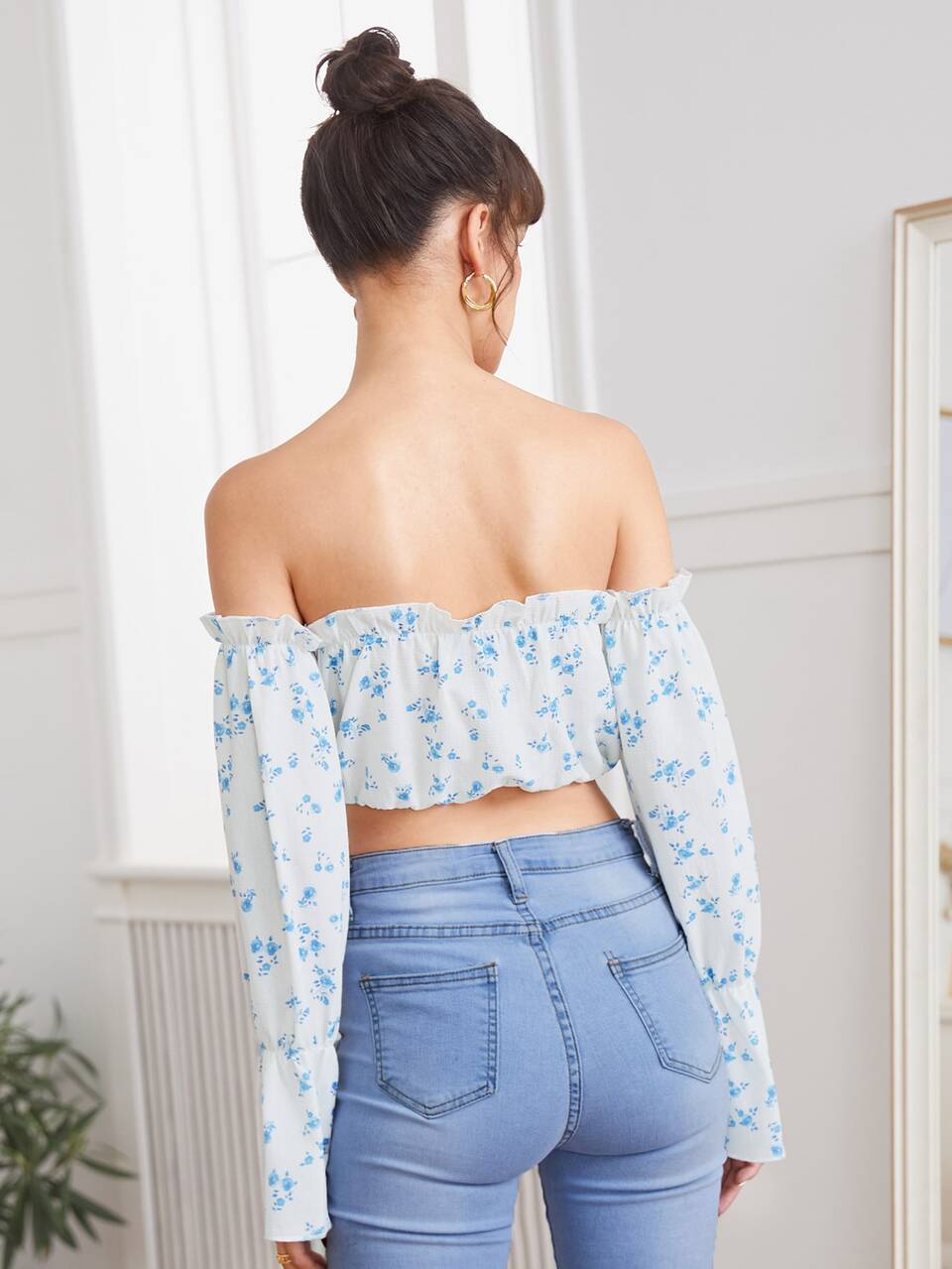 Off Shoulder Floral Print Flounce Sleeve Tie Front Crop Top