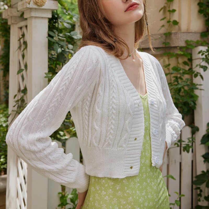

Cable Knit V-Neck Cardigan, White