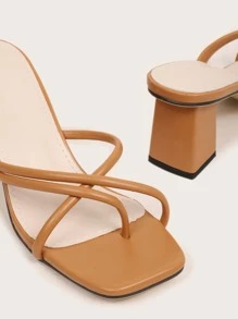 Minimalist Chunky Thong Sandals