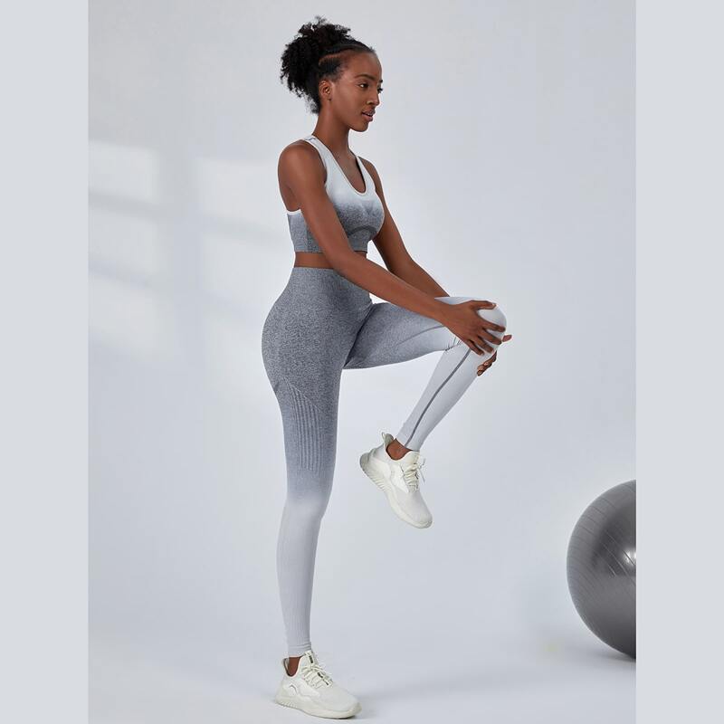

Ombre Sports Bra With Leggings, Multicolor