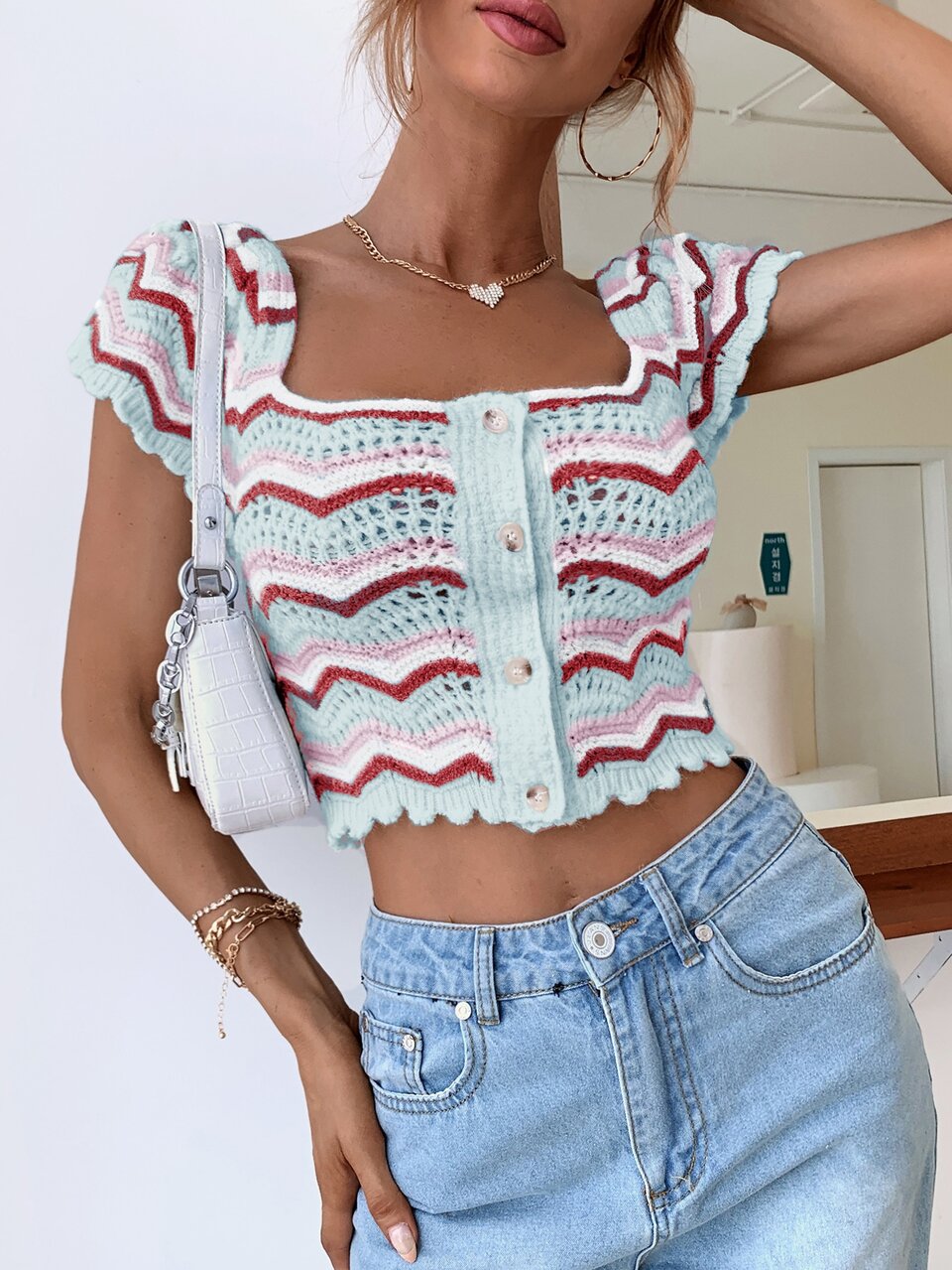 Scoop Neck Stripe Pattern Button Front Knit Top