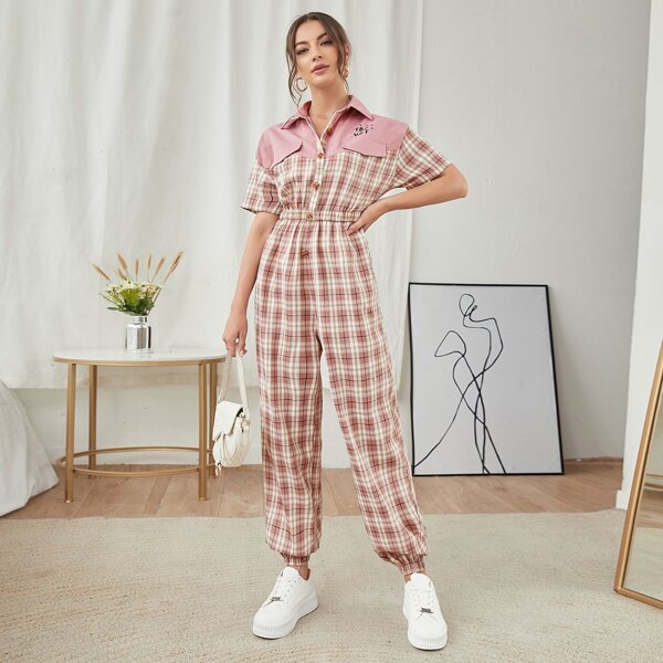 

Plaid Slogan Graphic Contrast Shoulder Flap Detail Jumpsuit, Multicolor
