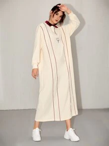 Mulvari Contrast Collar Heart & Letter Graphic Oversized Dress - Beige - View 4