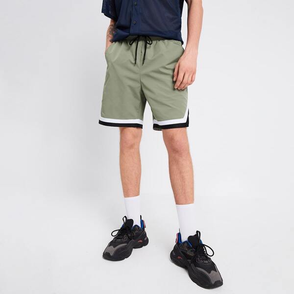 

Men Striped Trim Drawstring Waist Shorts, Army green