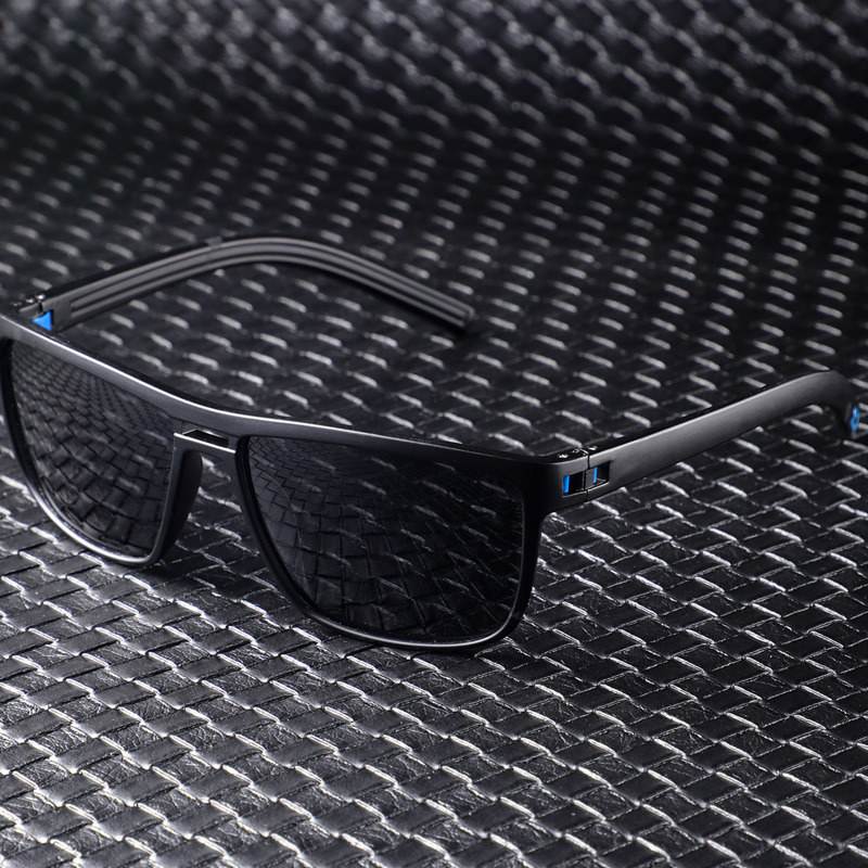 

Guys Solid Frame Sunglasses, Grey