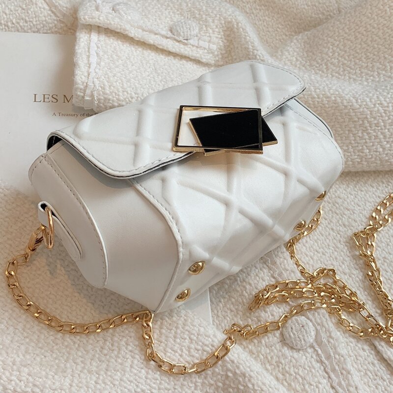 

Quilted Chain Strap Crossbody Bag, White