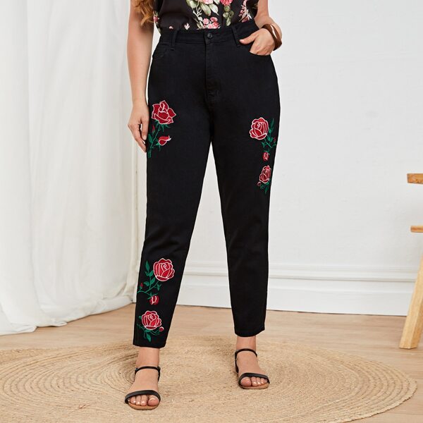 

Plus Floral Embroidery Mom Fit Jeans, Black