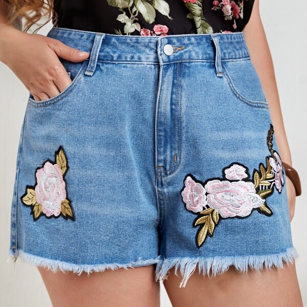 

Plus Floral Embroidery Raw Trim Denim Shorts, Medium wash