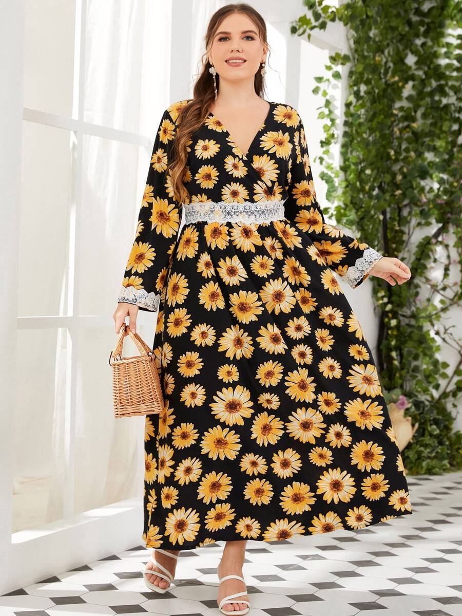 Mulvari 大碼滿版印花交疊領蕾絲拼接連衣裙 - 彩色 - 查看 1