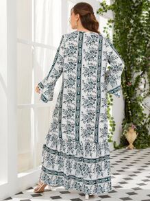 Mulvari Plus Floral Bell Sleeve Dress - Multicolor - View 2