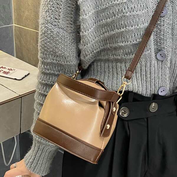 

Metal Decor Bucket Bag, Khaki
