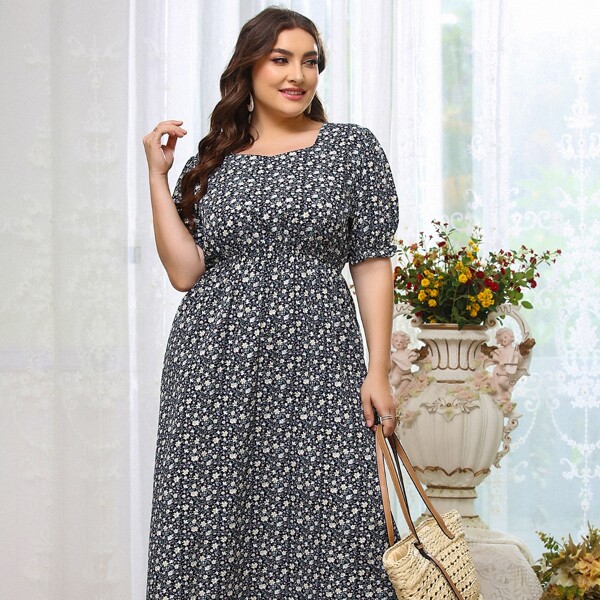 

Plus Ditsy Floral Sweetheart Neck Dress, Black
