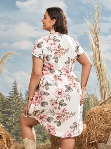 SHEIN VCAY 大碼印花直筒連衣裙 - 白色 - 查看 2