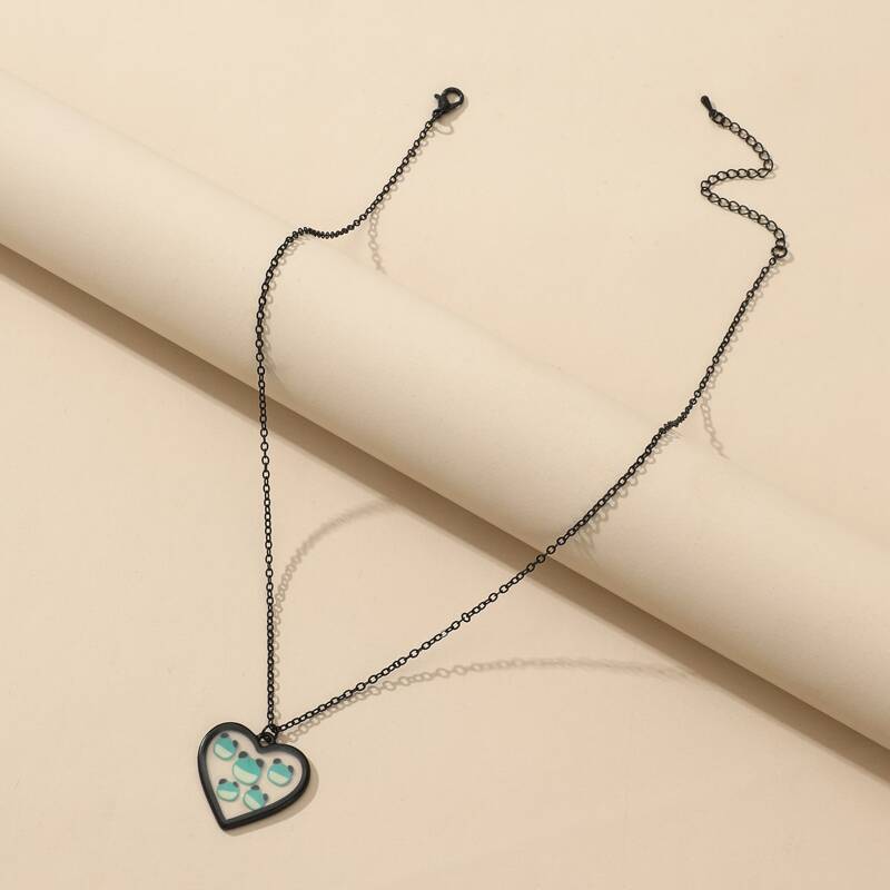 

Frog Graphic Pendant Necklace, Silver