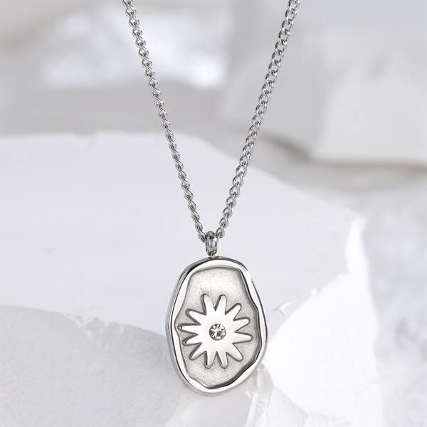 

Irregular Pendant Necklace, Silver