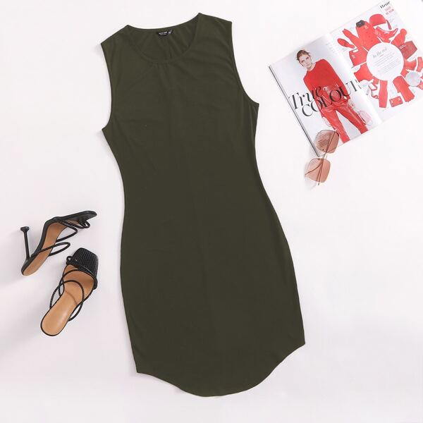 

Plus Solid Curved Hem Tank Dress, Army green