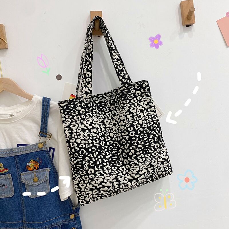 

Leopard Tote Bag, Black and white