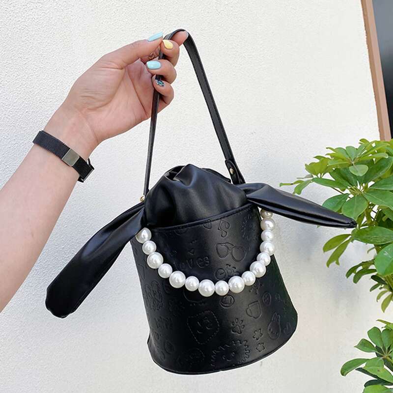 

Cartoon Embossed Faux Pearl Decor Bucket Bag, Black