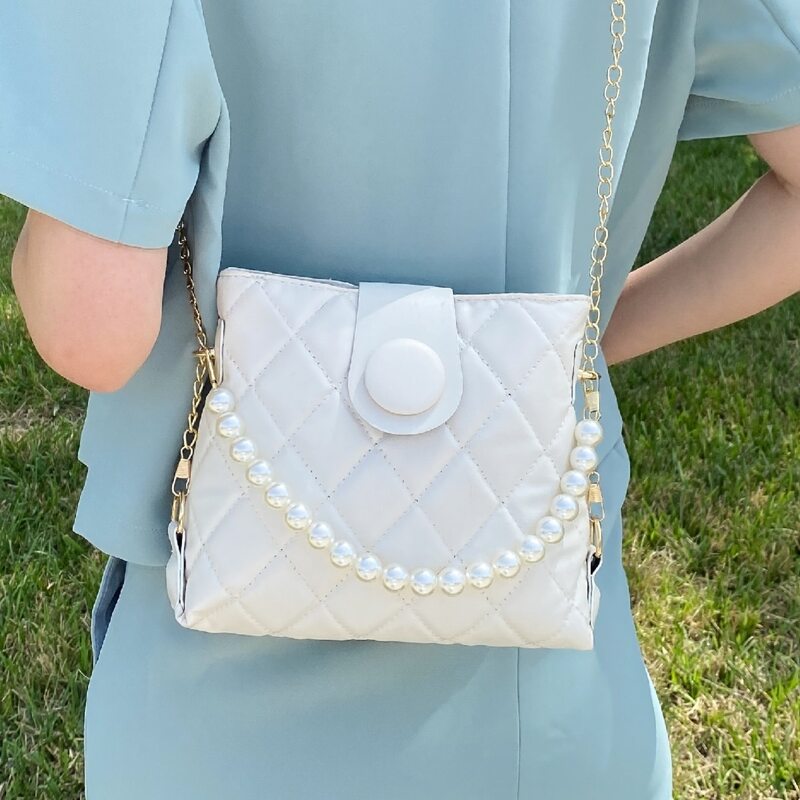 

Quilted Chain Bag, White