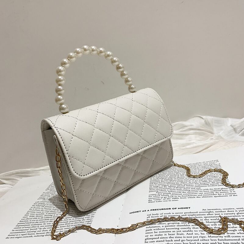 

Quilted Chain Strap Bag, White