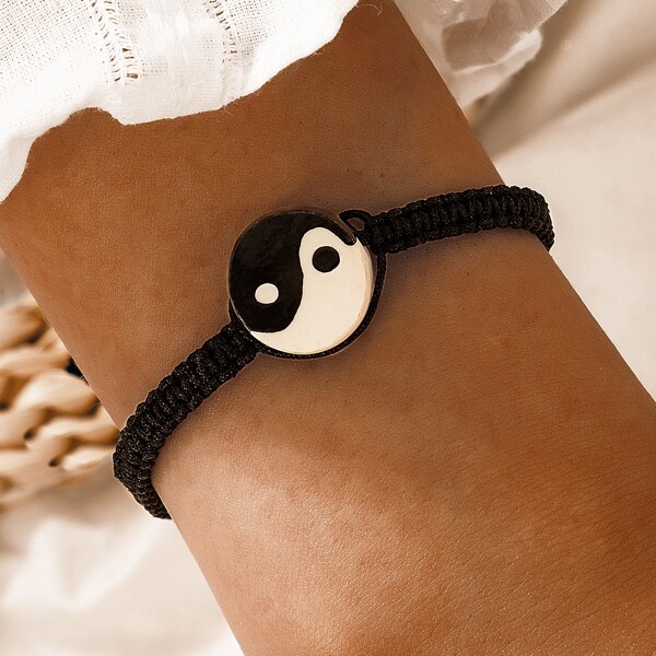 

Yin & Yang Decor Bracelet, Black