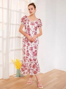 Mulvari Allover Floral Mermaid Hem Dress - Red and White - View 6