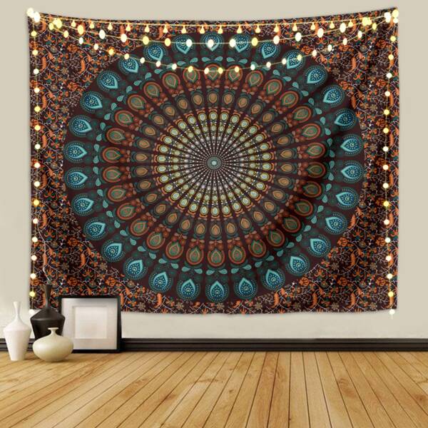 

Graphic Print Tapestry, Multicolor