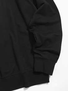 Sweatshirt med Grafiskt Tecknat Tryck - Svart - Visa 3