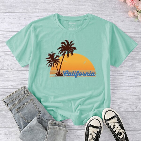

Palm Tree & Letter Graphic Tee, Mint green
