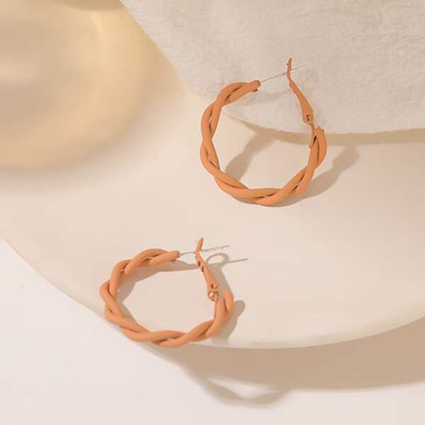 

Twist Hoop Earrings, Orange