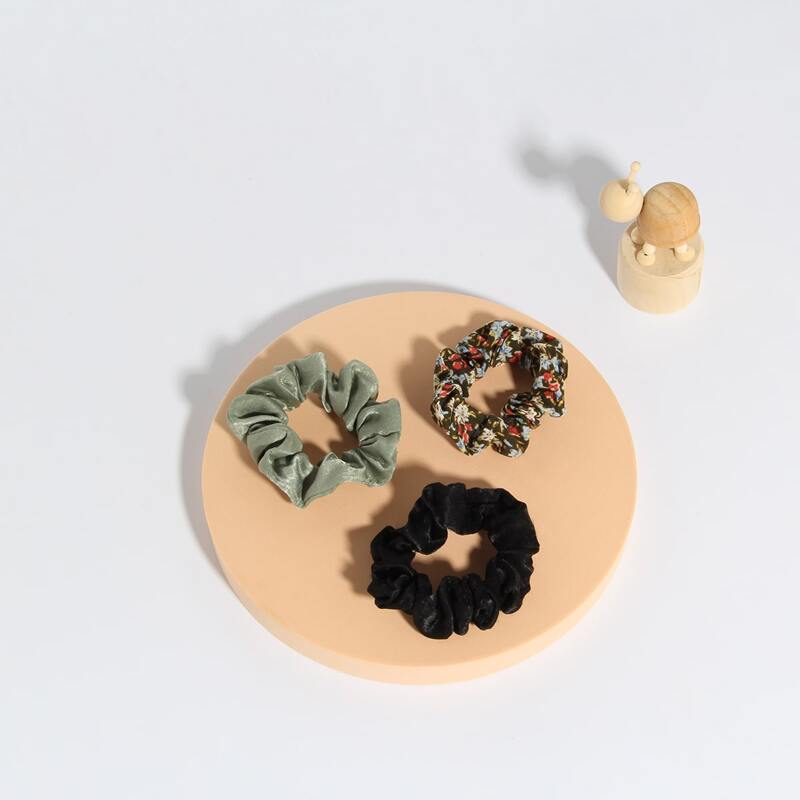 

3pcs Ditsy Floral Scrunchie, Green