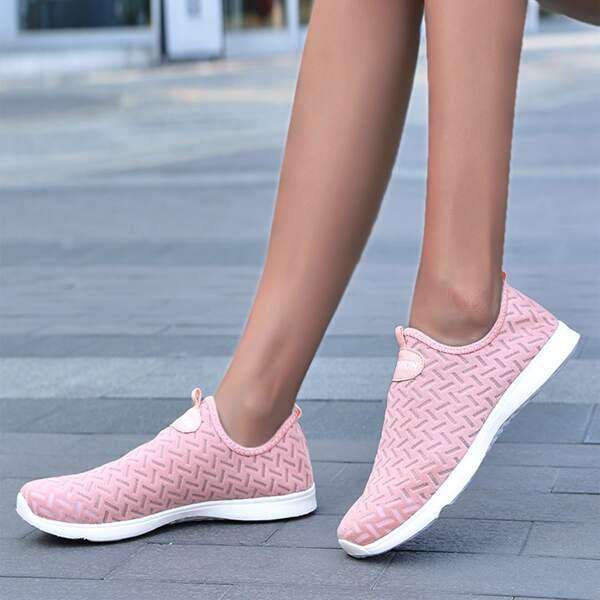 

Letter Graphic Slip-On Running Shoes, Pink